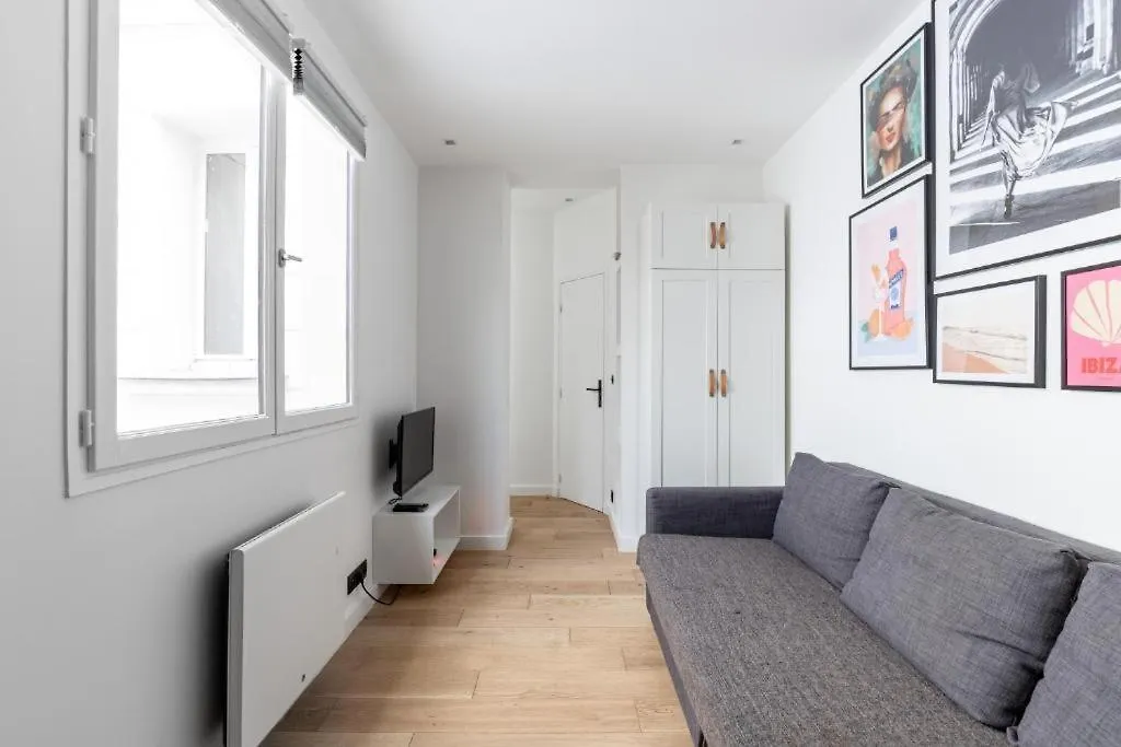 Divry - Montparnasse Superbe Appartement 4P Paris France